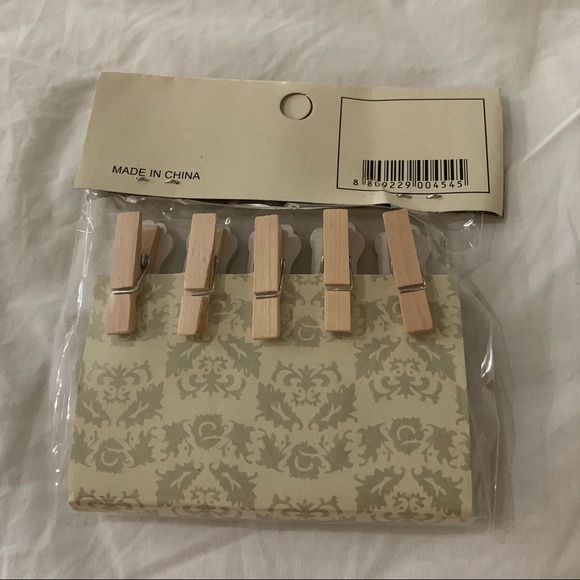 Cat Paw Themed Wooden Clips set of 10 - Picture 2 of 8